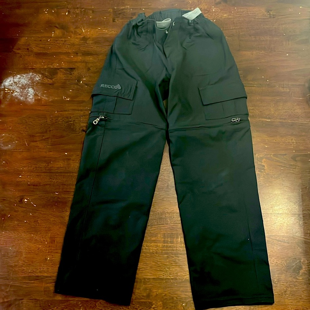 Kuhl zip off hiking pants w/ adjustable waist. Slim fit, XS (5-6) girls or boys
